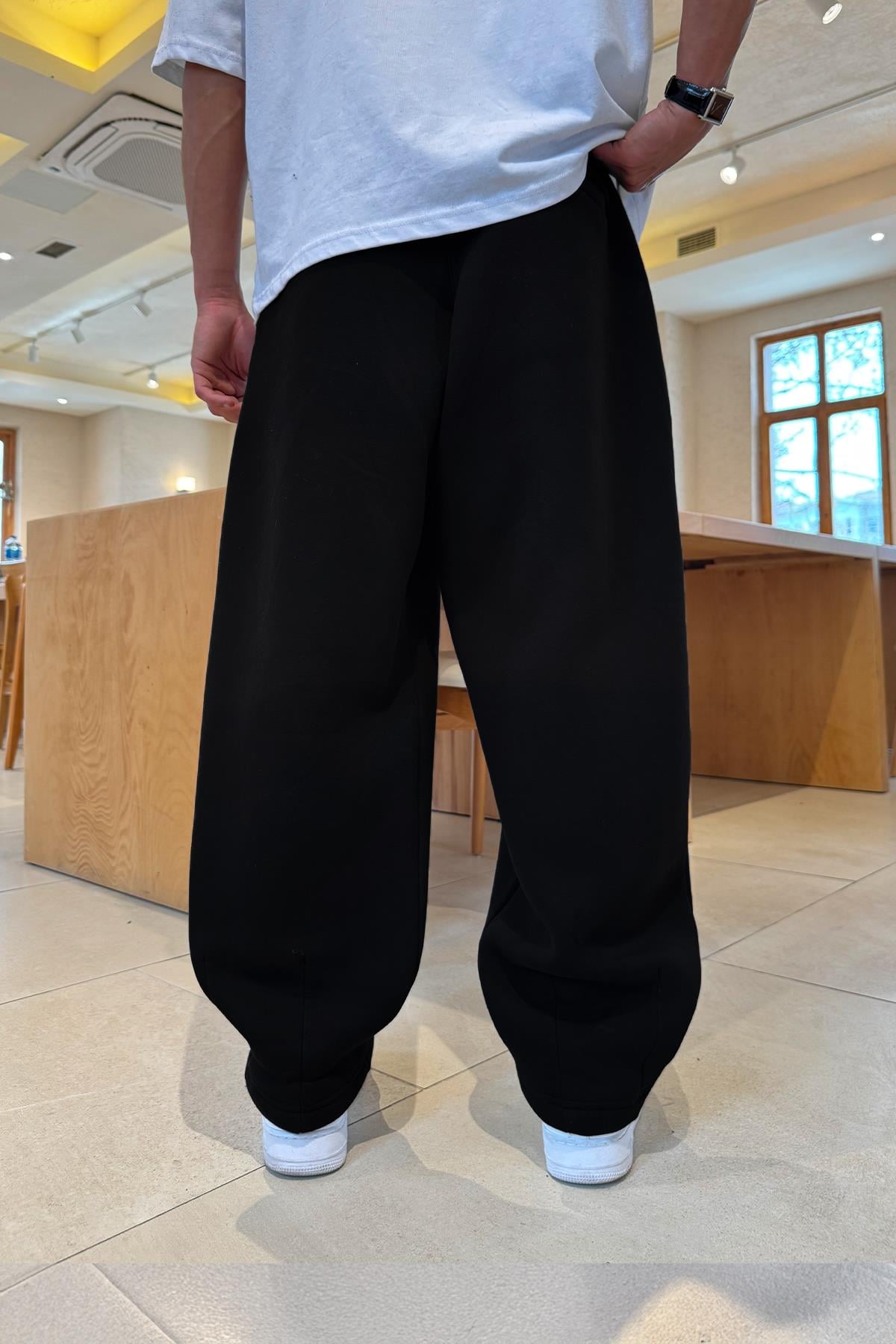Flex Tech Oversize Black Sweatpants Black