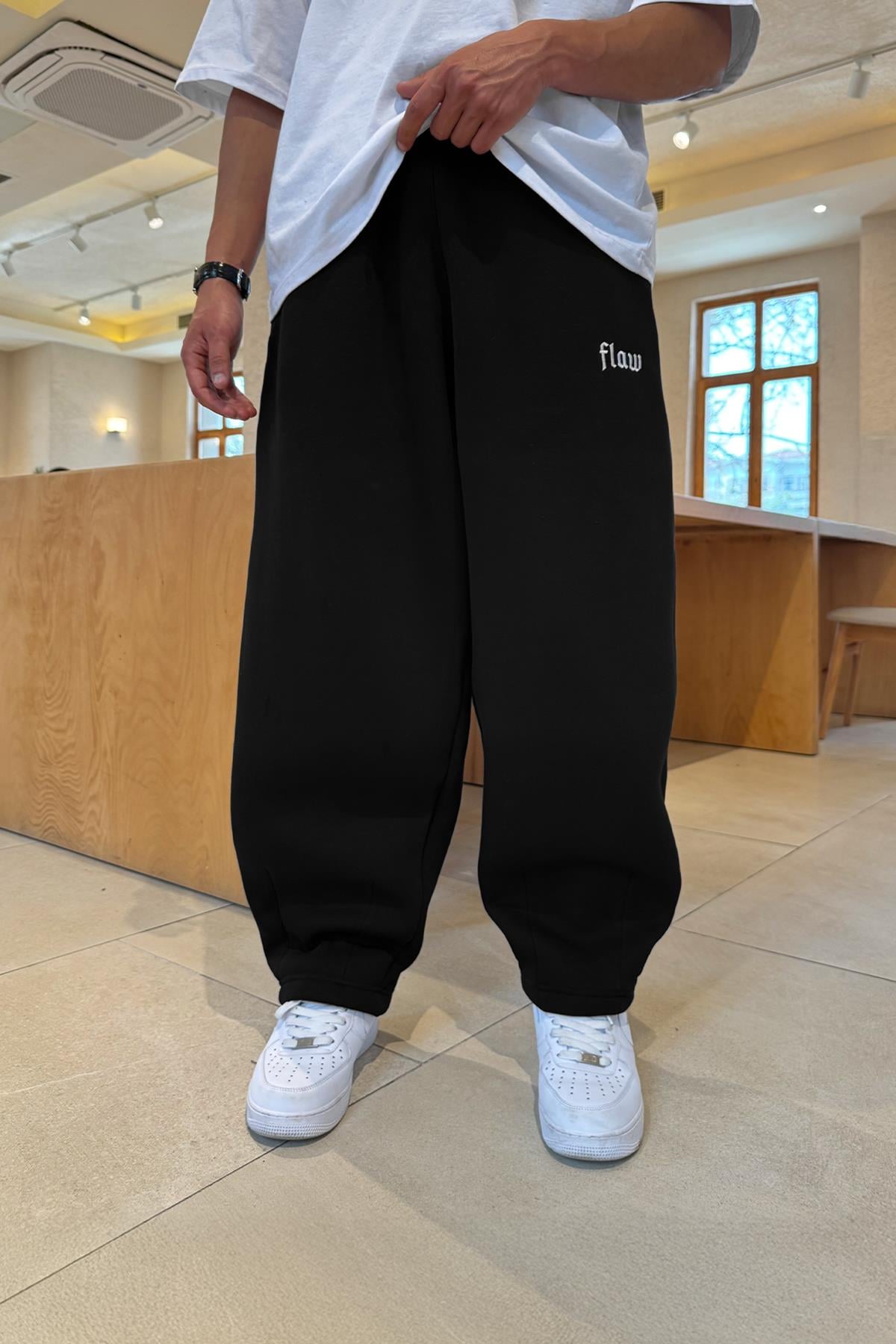 Flex Tech Oversize Black Sweatpants Black