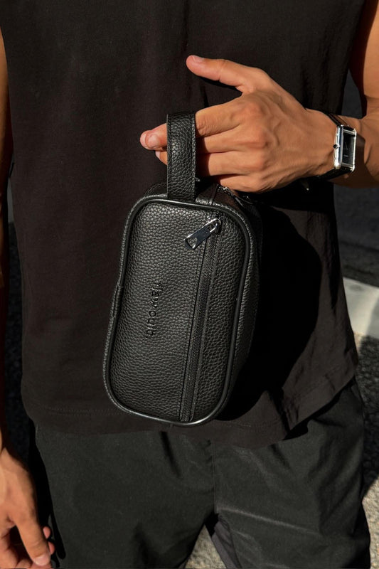 Flaw Cult Handbag Black
