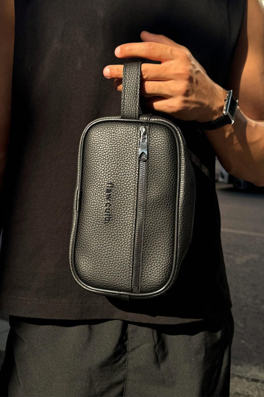 Flaw Cult Men's Handbag Black