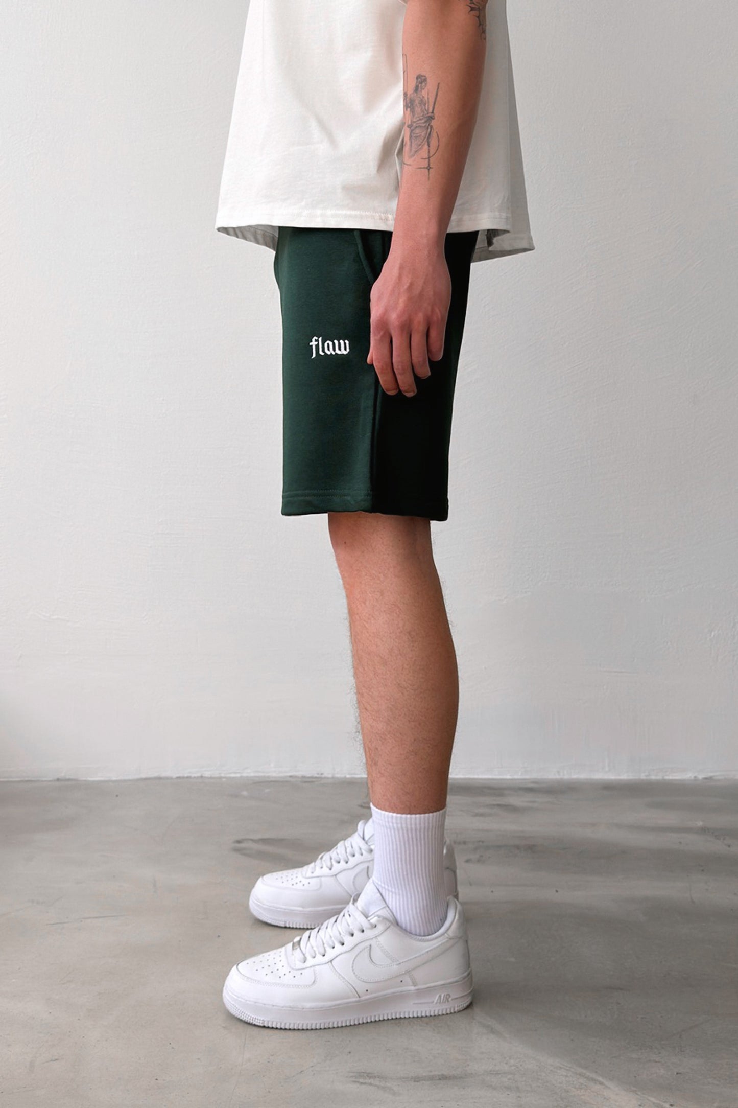Flaw Embroidered Elastic Waist Shorts
