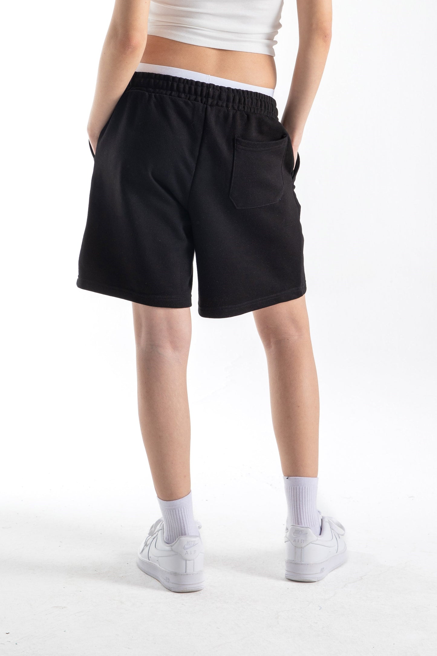 Flaw Embroidered Elastic Waist Shorts Black