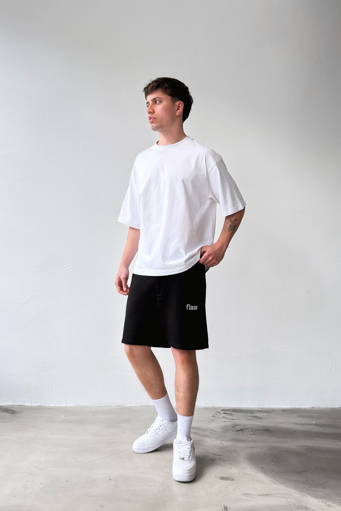 Flaw Embroidered Elastic Waist Shorts Black