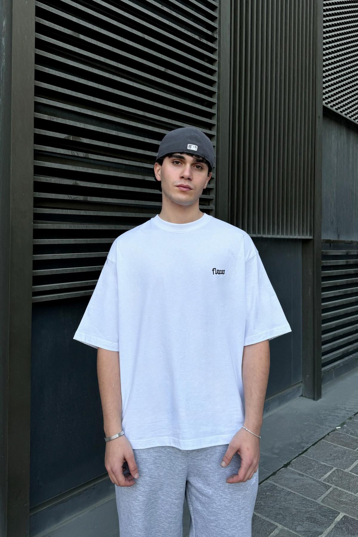 Flaw Embroidered Oversize T-Shirt White