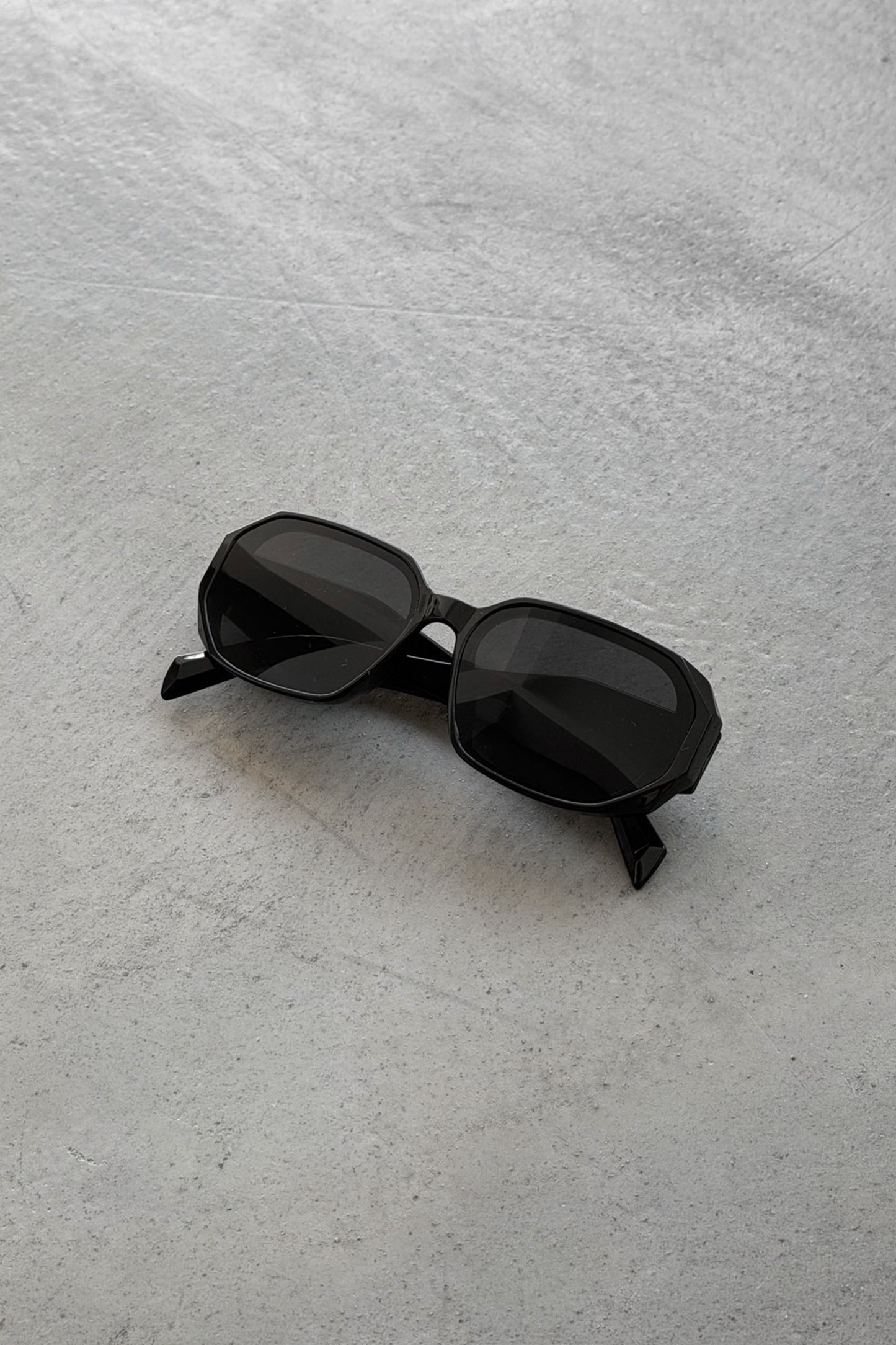 Heliora Glasses