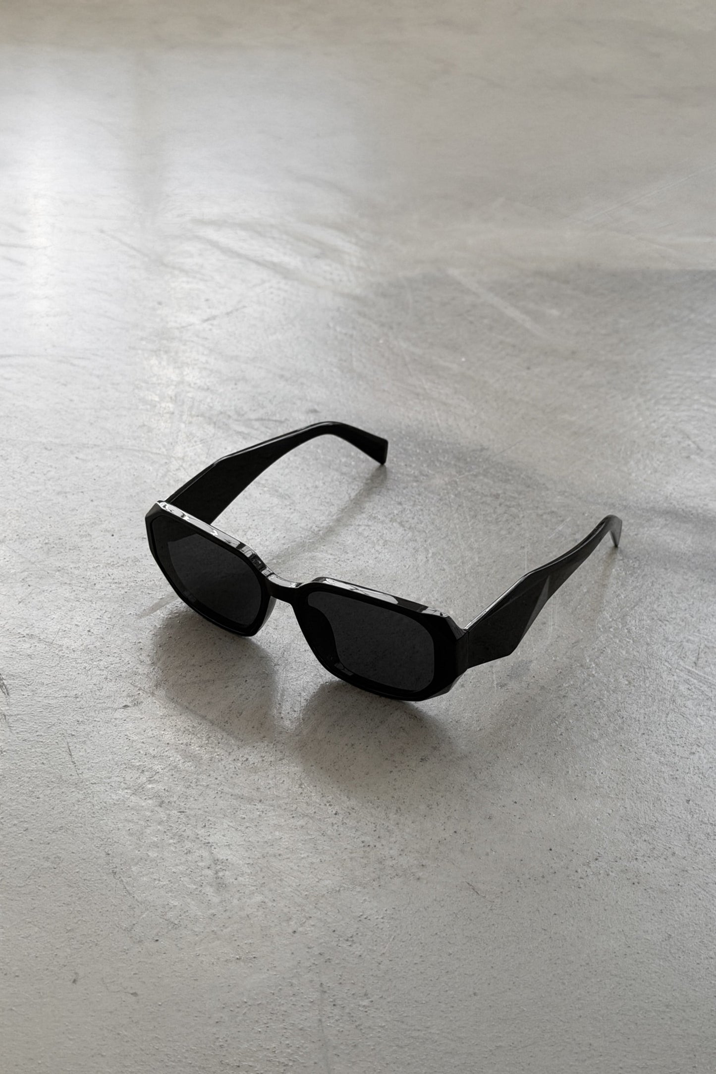 Heliora Glasses