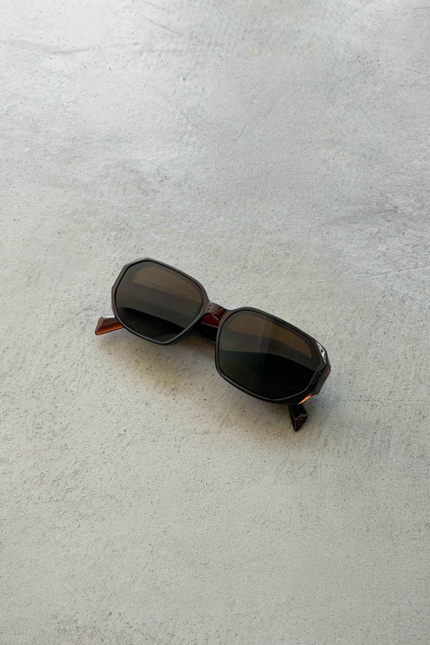 Heliora Glasses