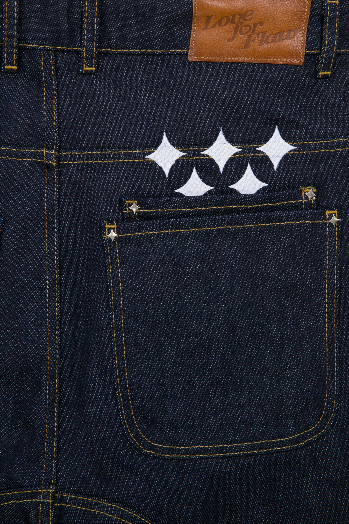 "LFF" EMBROIDERED BAGGY JEAN RAW