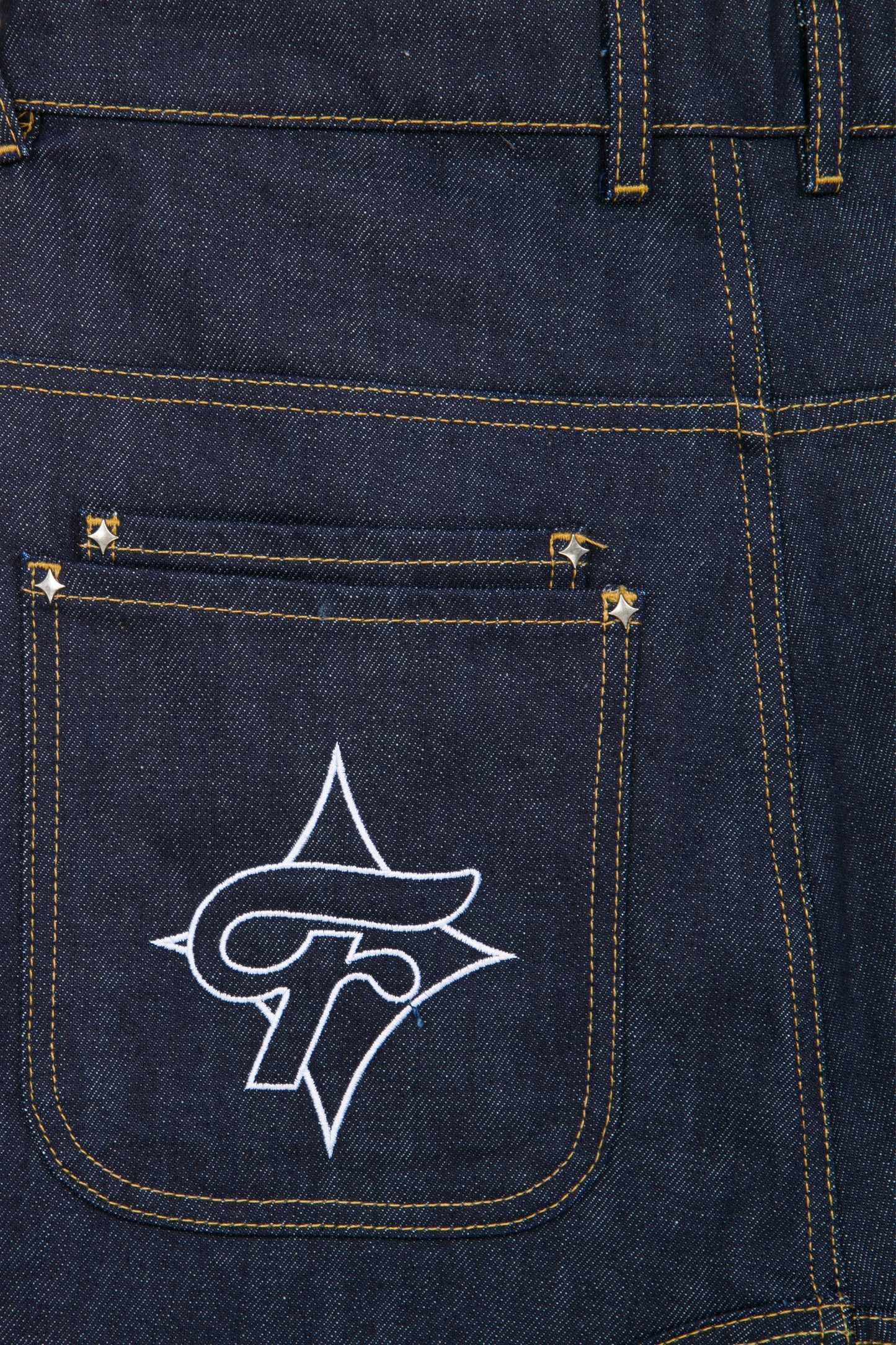 "LFF" EMBROIDERED BAGGY JEAN RAW