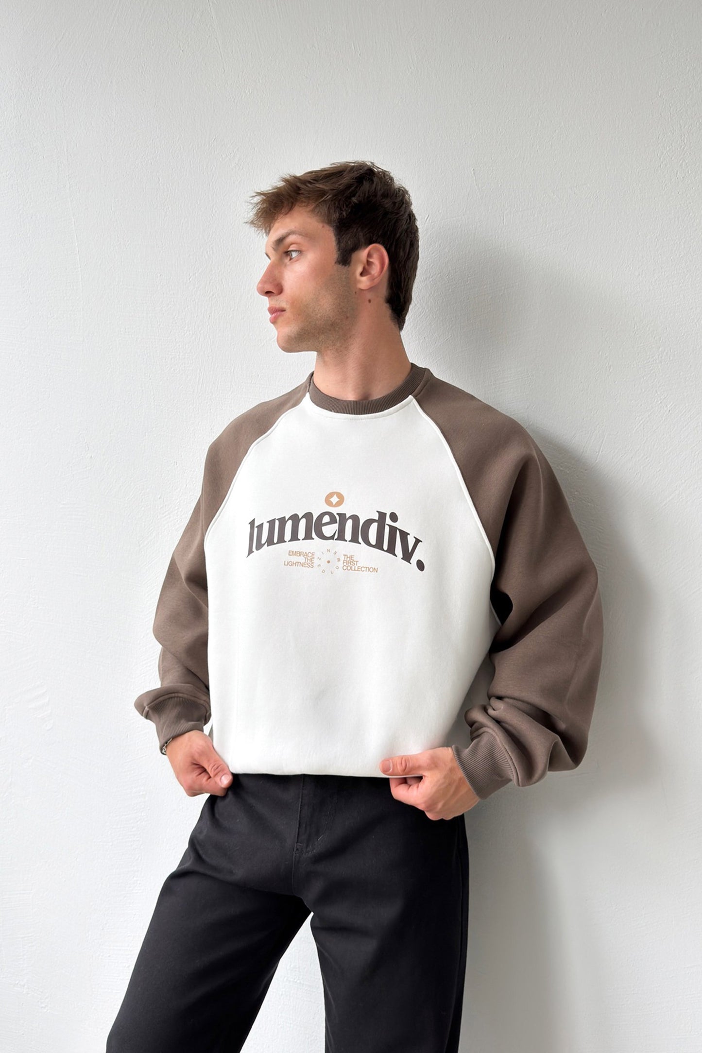 Lumendiv Printed Raglan Sleeve Sweatshirt