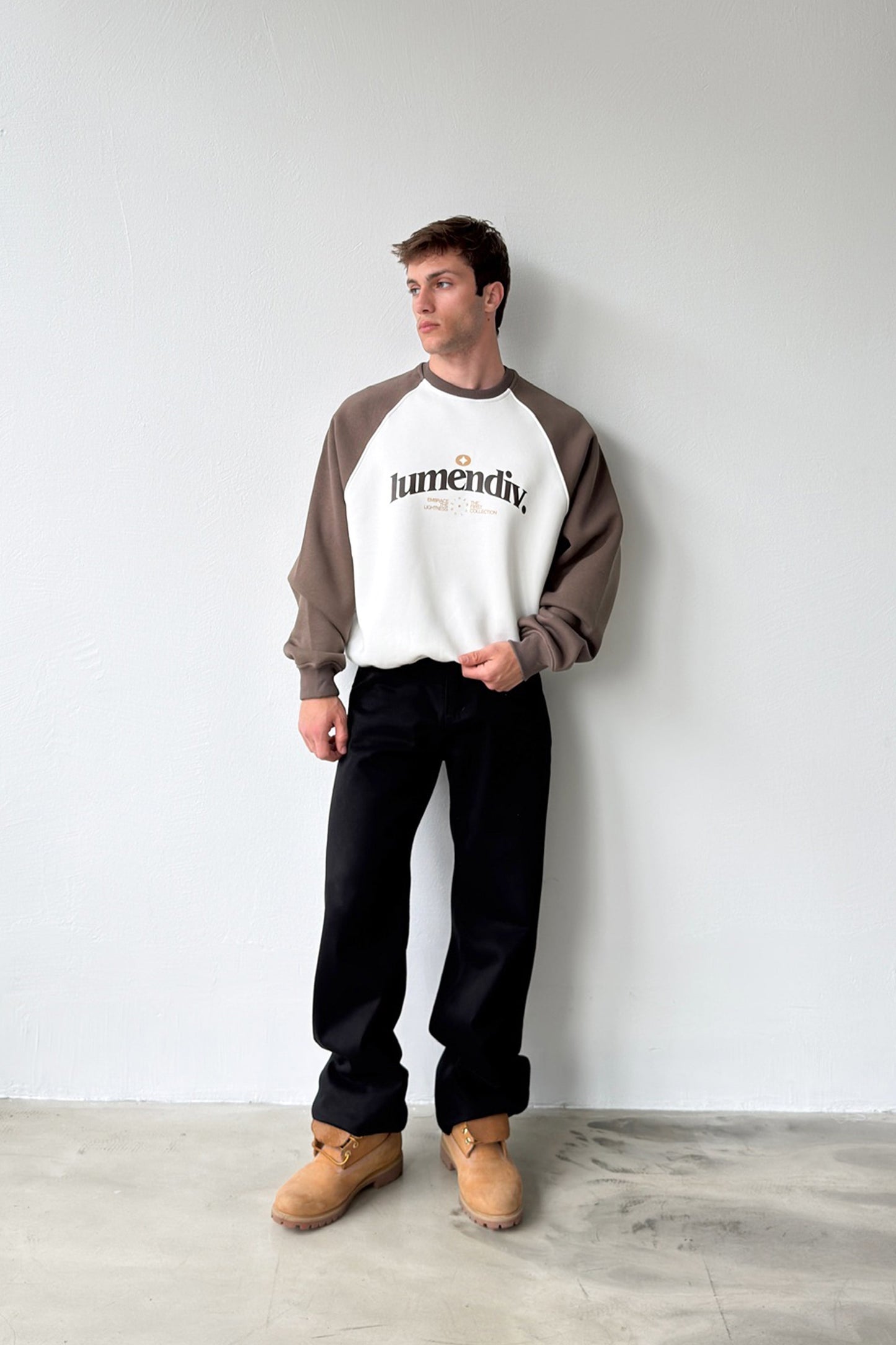 Lumendiv Printed Raglan Sleeve Sweatshirt