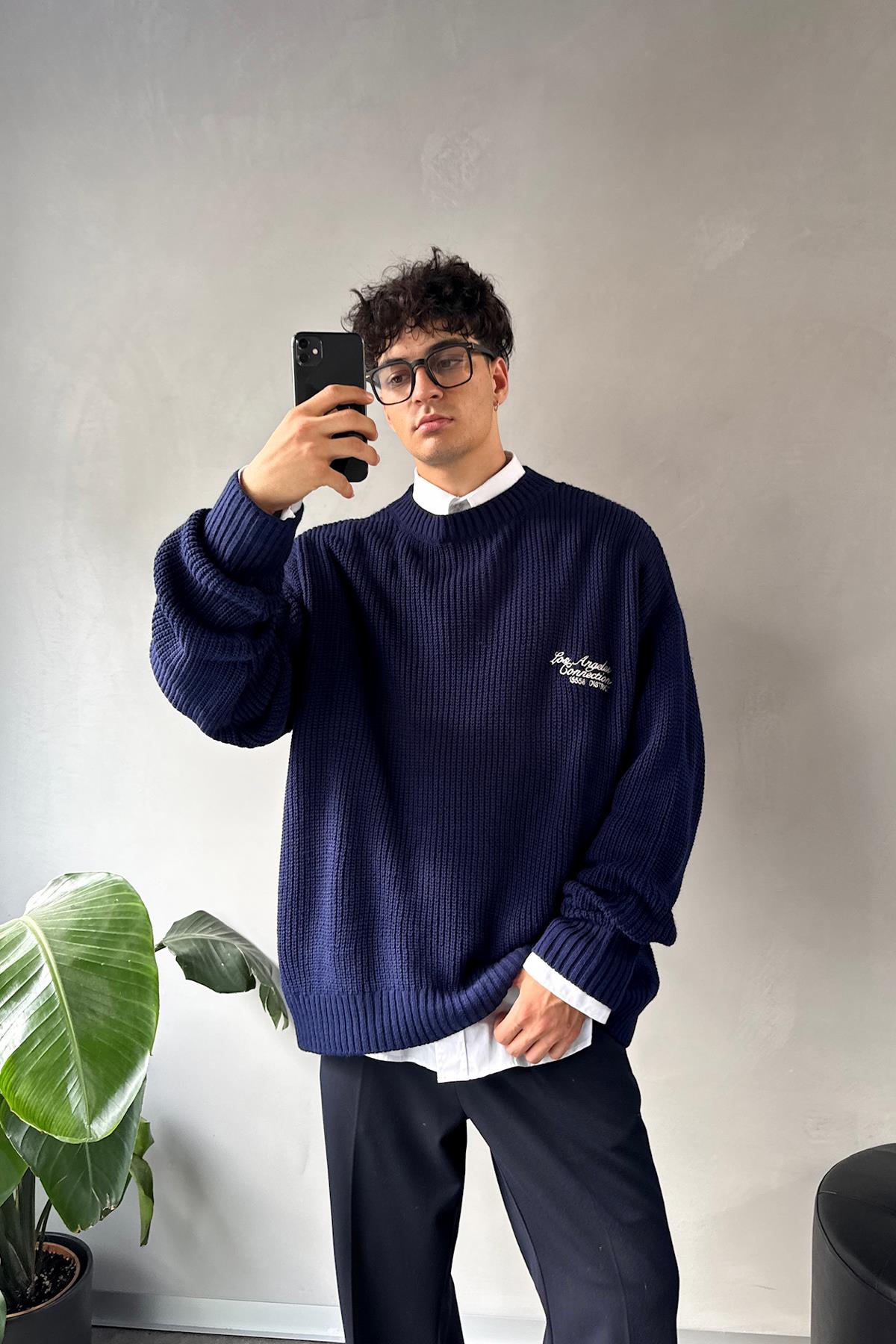 Minimalist Embroidered Crew Neck Sweater, Navy Blue