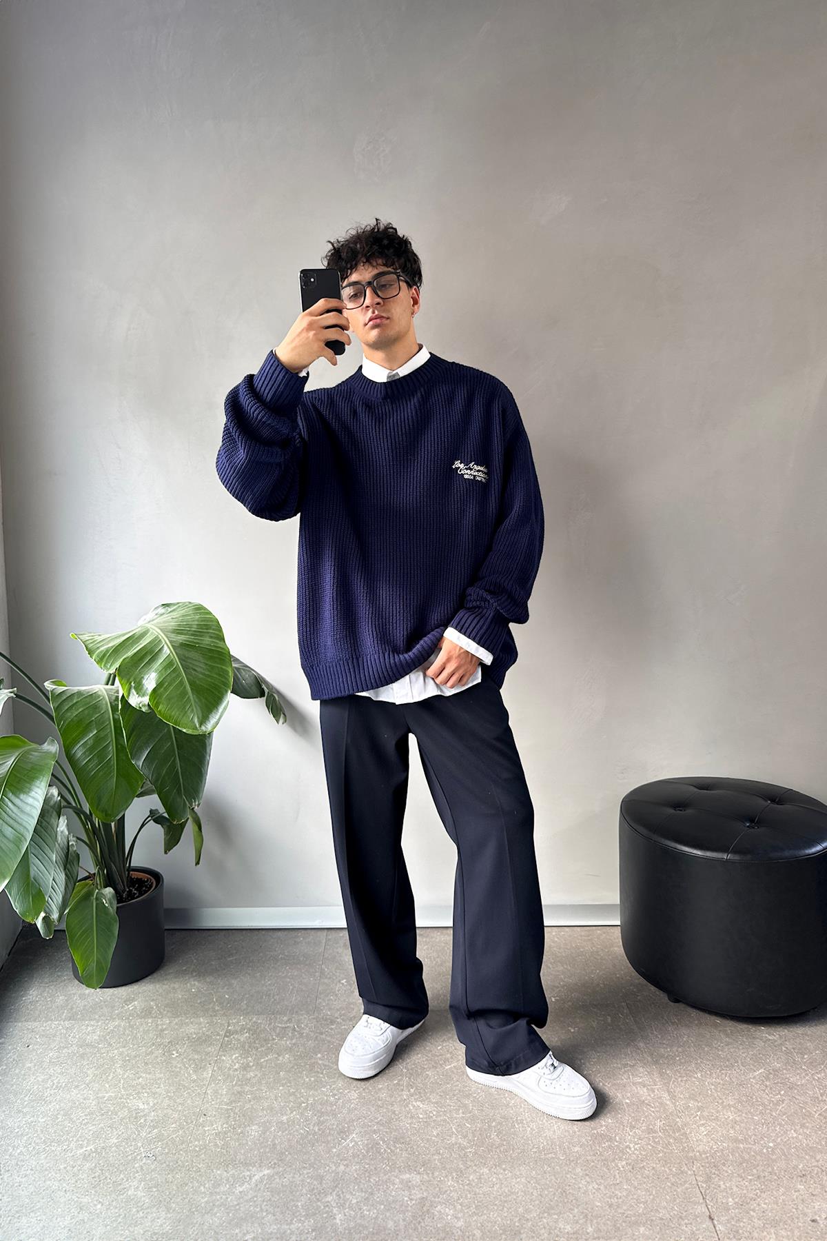Minimalist Embroidered Crew Neck Sweater, Navy Blue