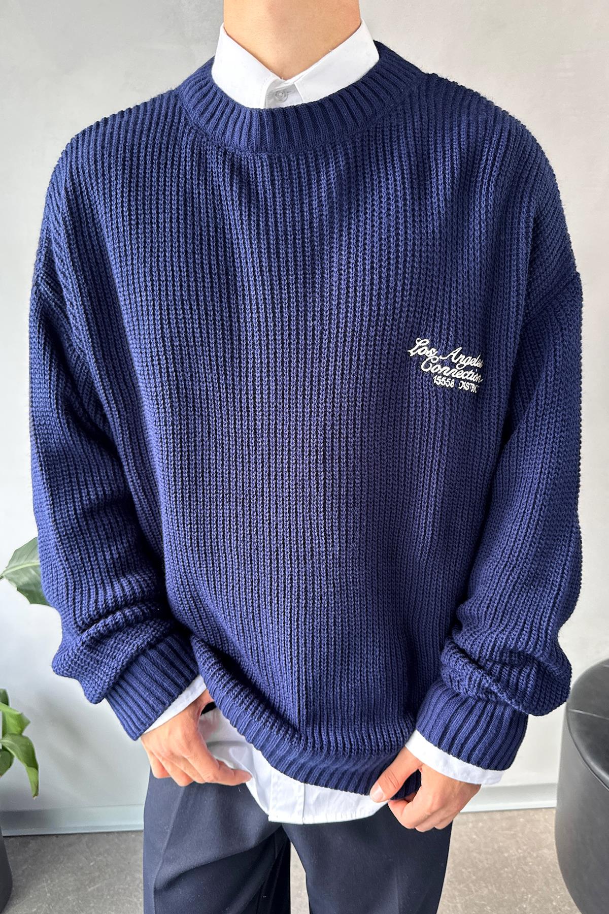 Minimalist Embroidered Crew Neck Sweater, Navy Blue