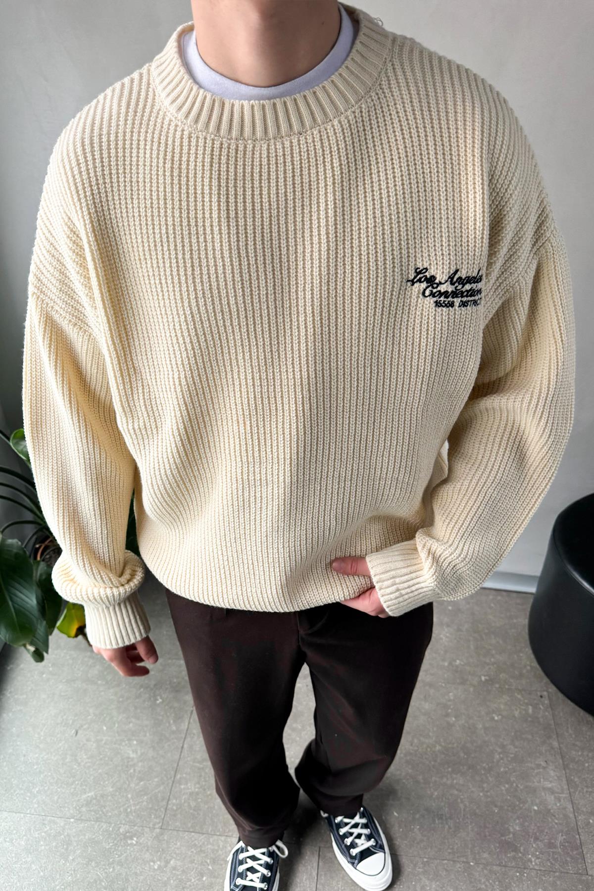Minimalist Embroidered Crew Neck Sweater, Beige