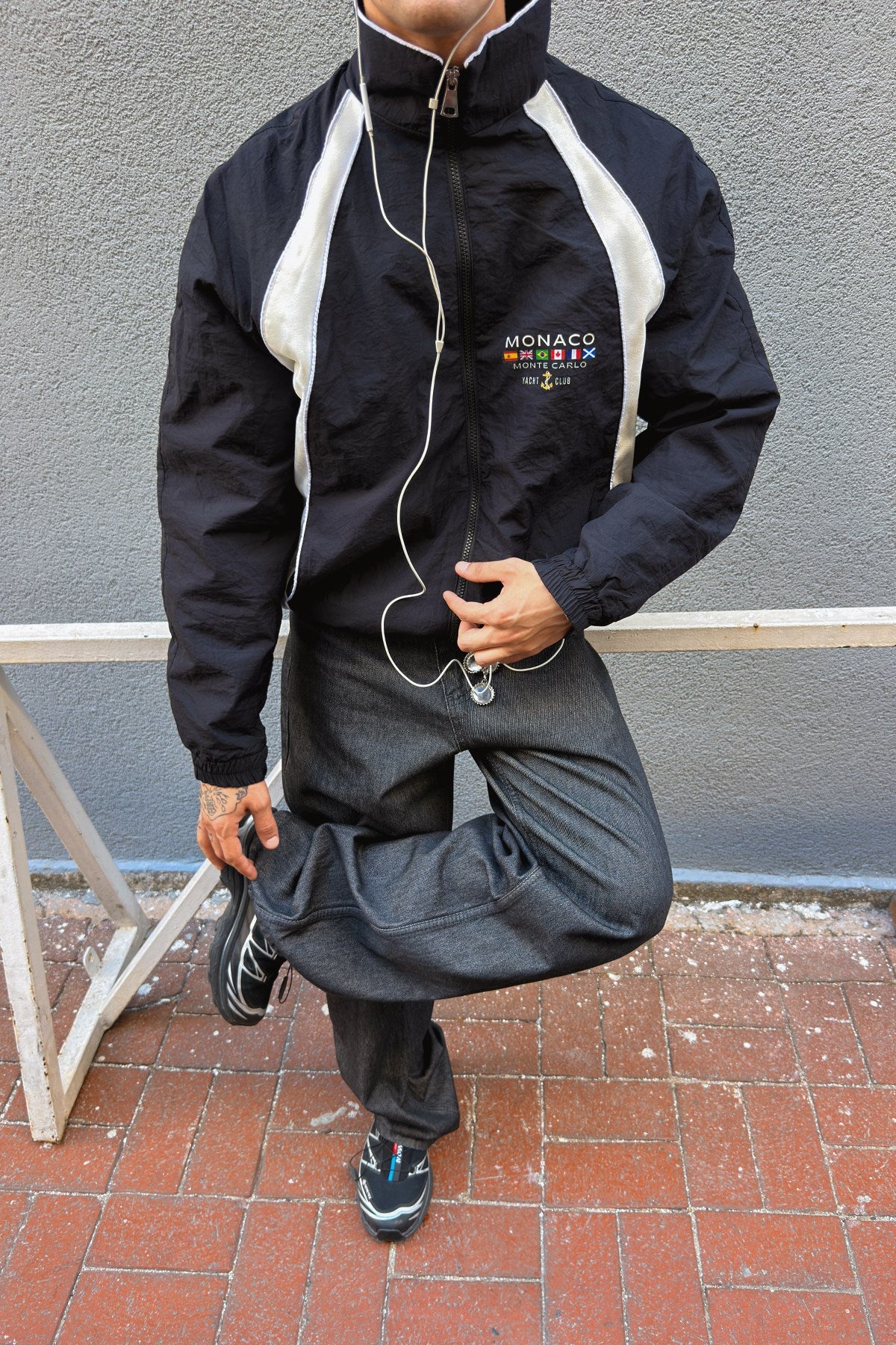 Piped Shadow Black-Ecru Blue Jacket