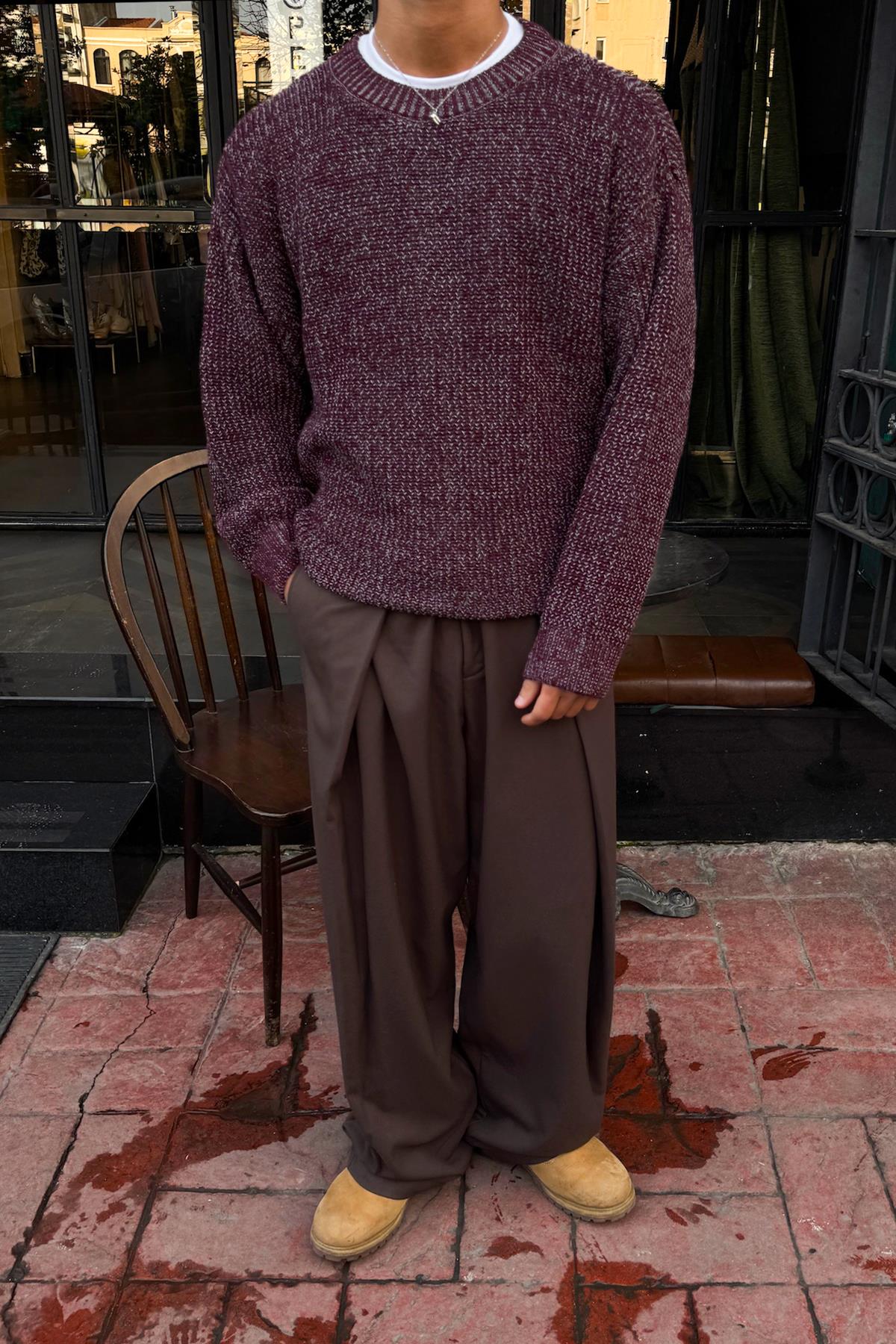 Knitted Sweater Pattern, Burgundy