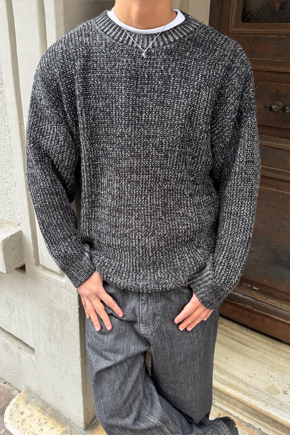 Knitted Pattern Sweater Black
