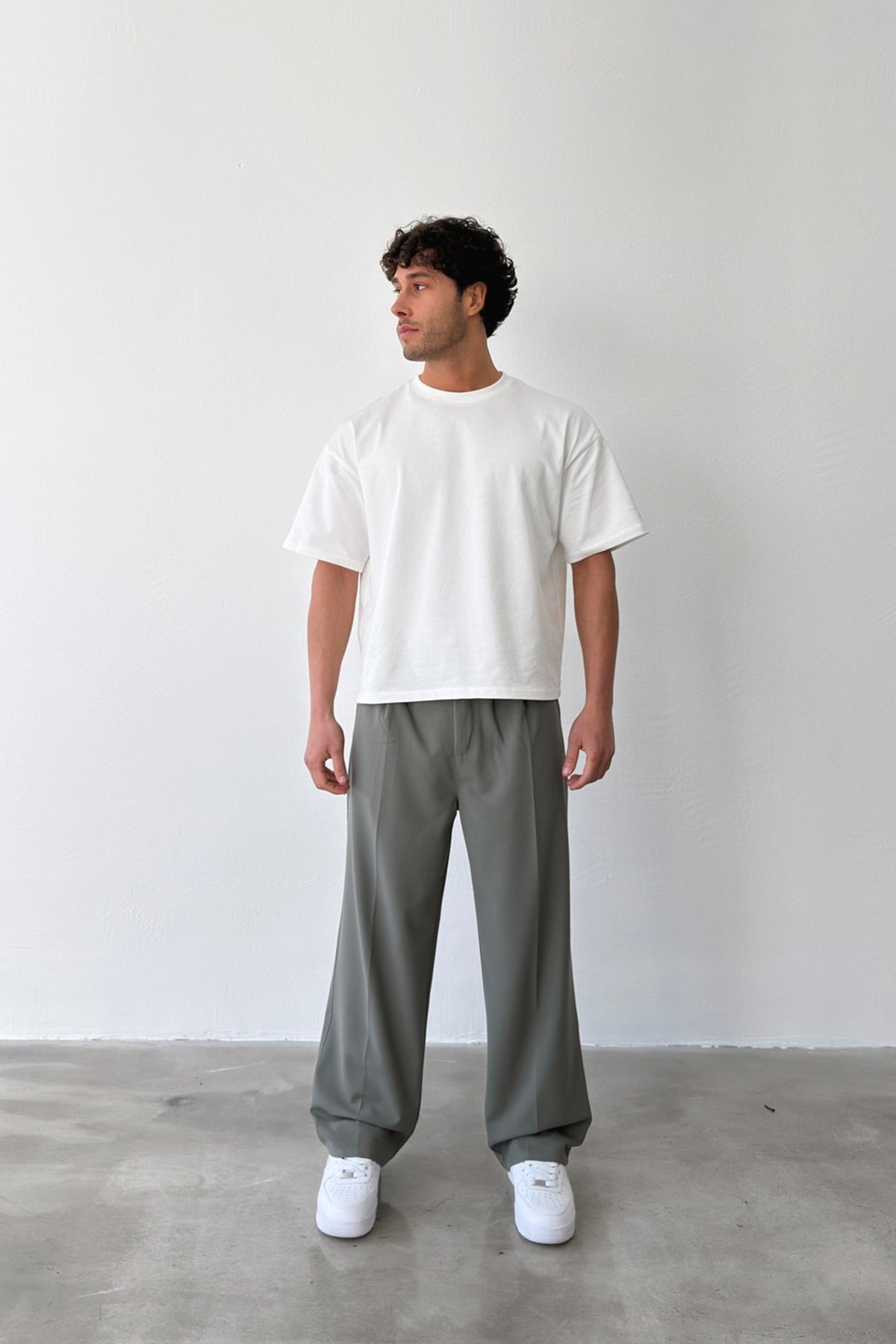 Pleated Baggy Fit Fabric Light Green Trousers