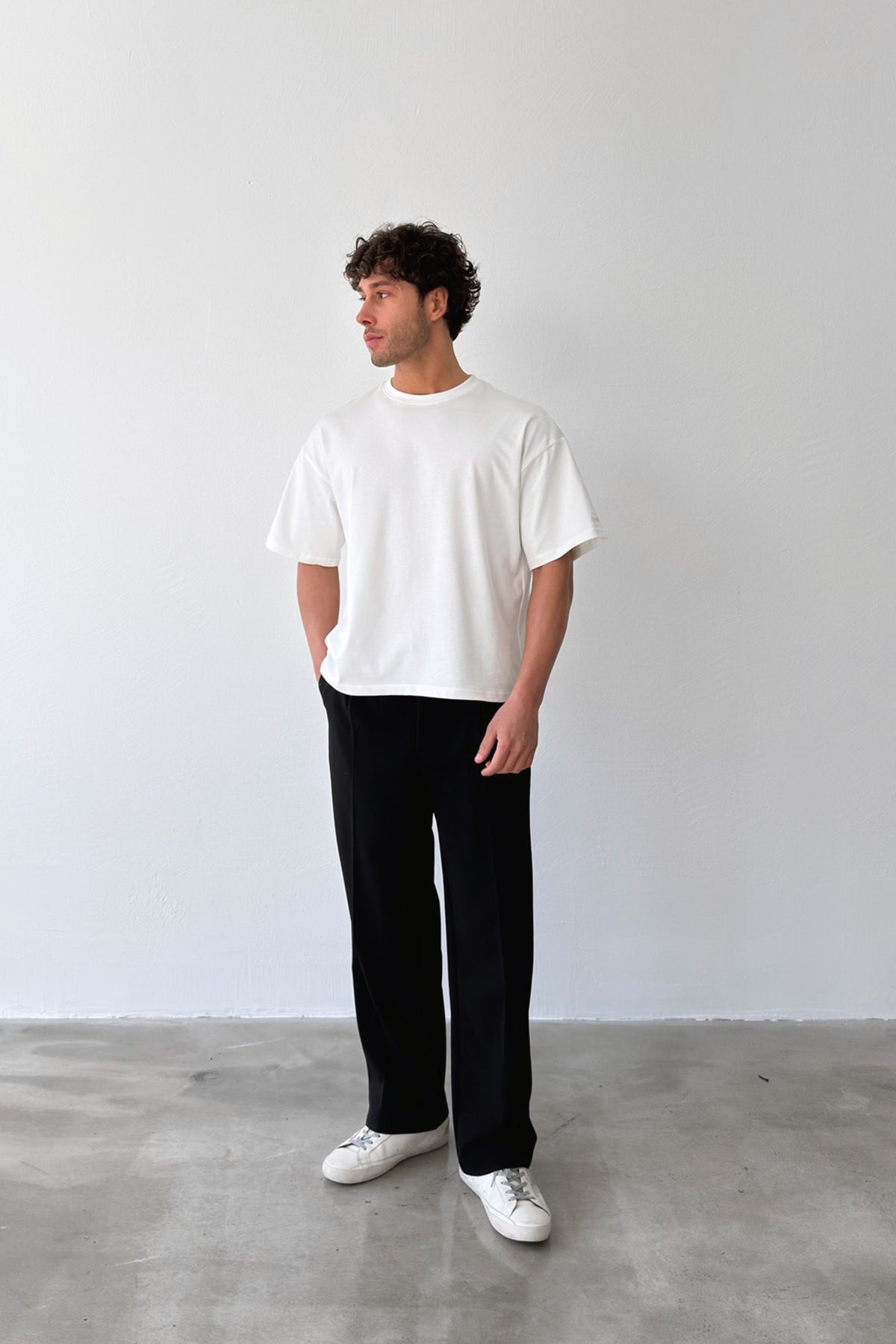 Pleated Baggy Fit Fabric Black Trousers