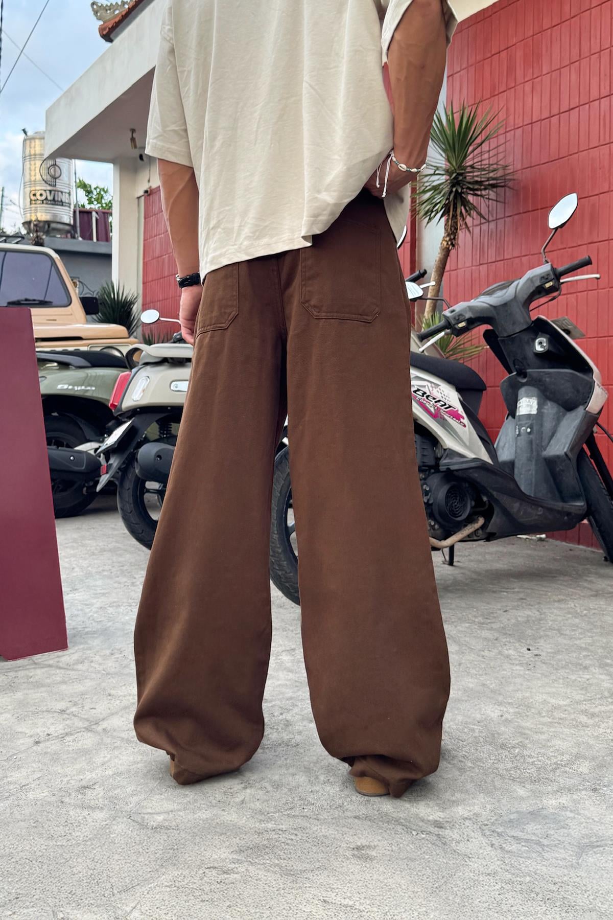 Pleated Gabardine Trousers Brown