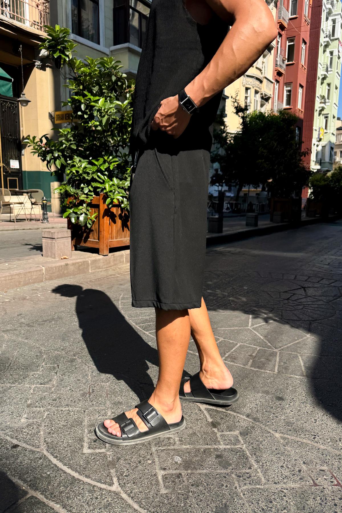 Pleated Black Fabric Shorts