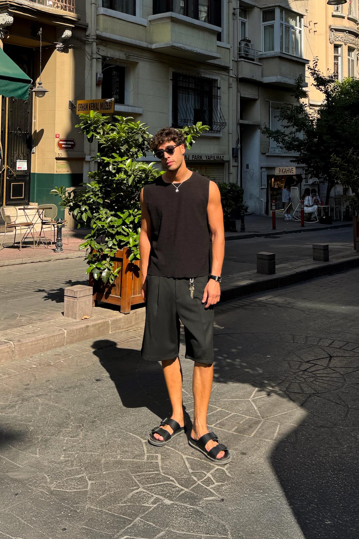 Pleated Black Fabric Shorts Black