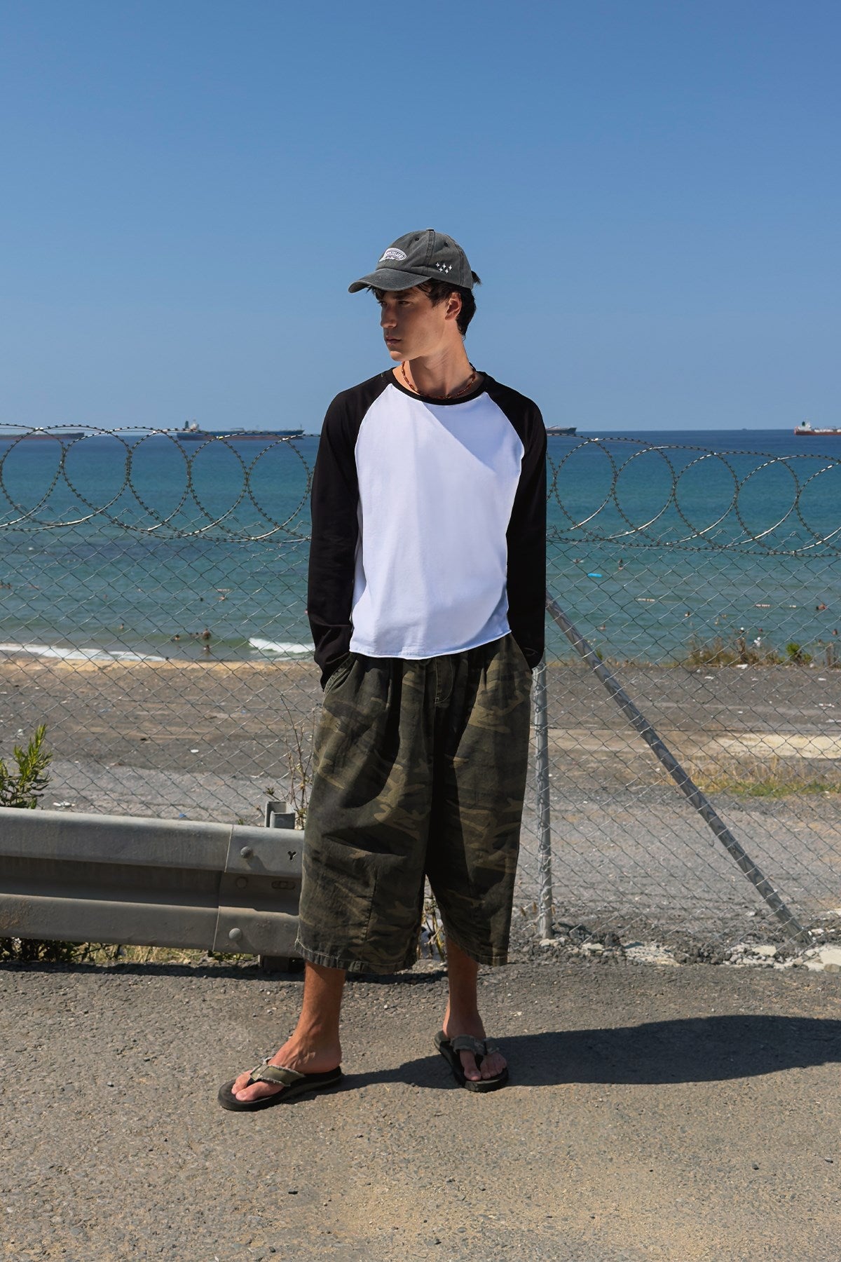 Color Block Longsleeve T-Shirt