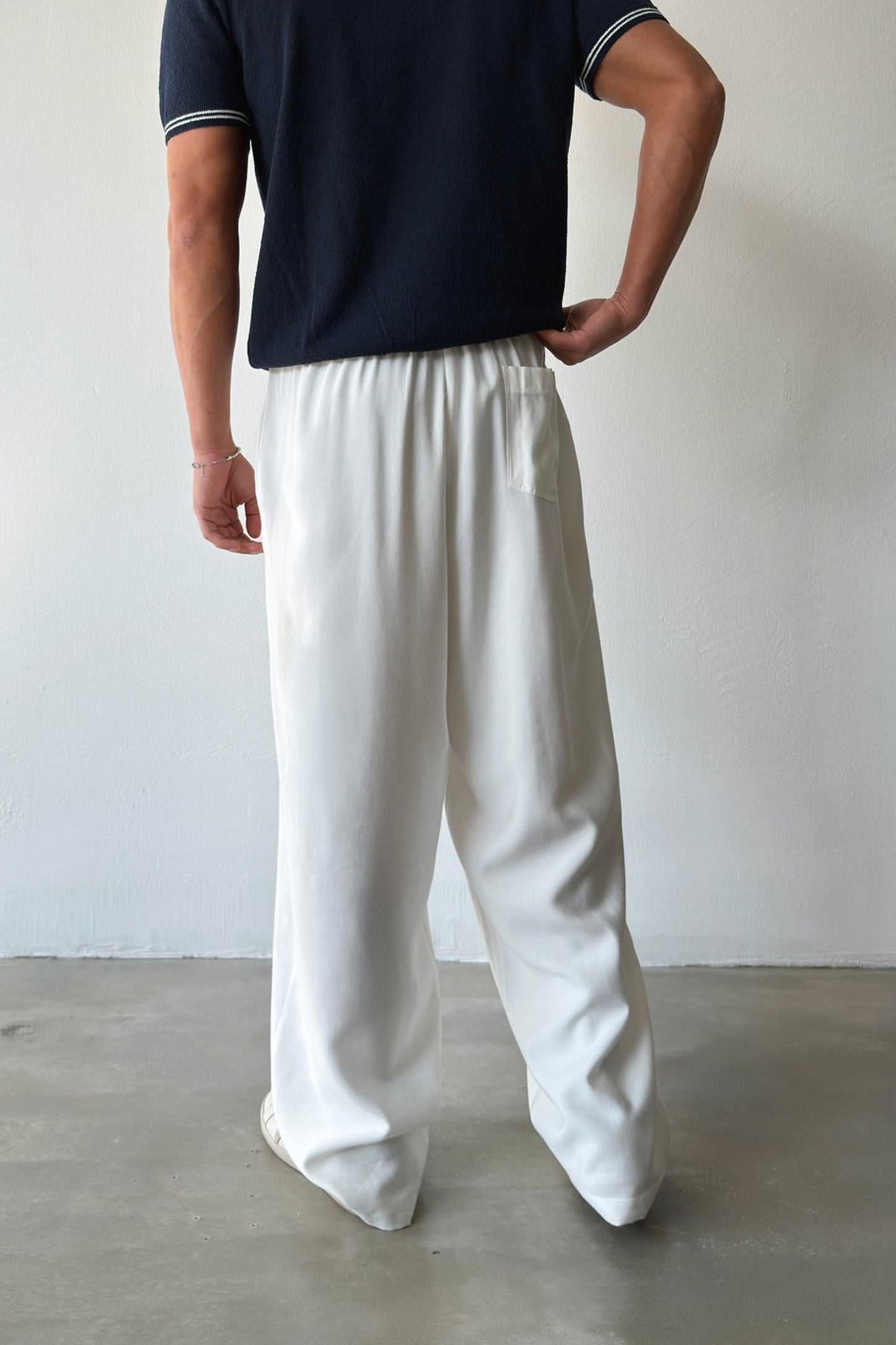 Relaxed Fit Baggy Pants with Elastic Waistband White