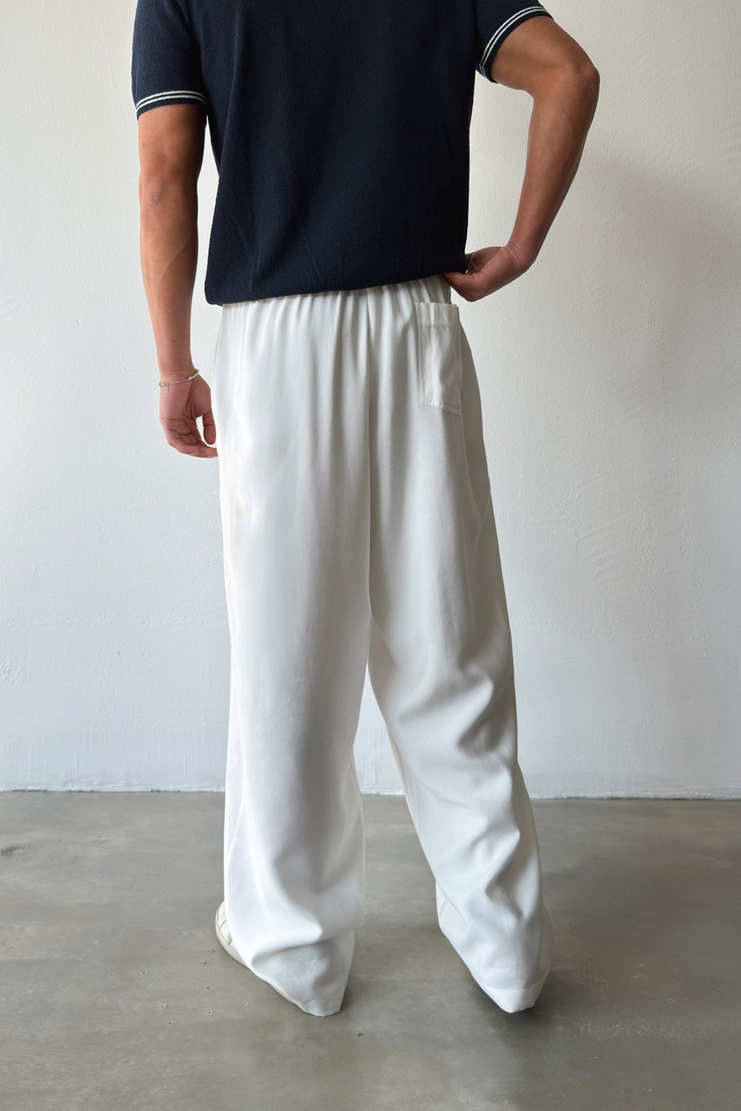 Relaxed Fit Baggy Pants with Elastic Waistband White