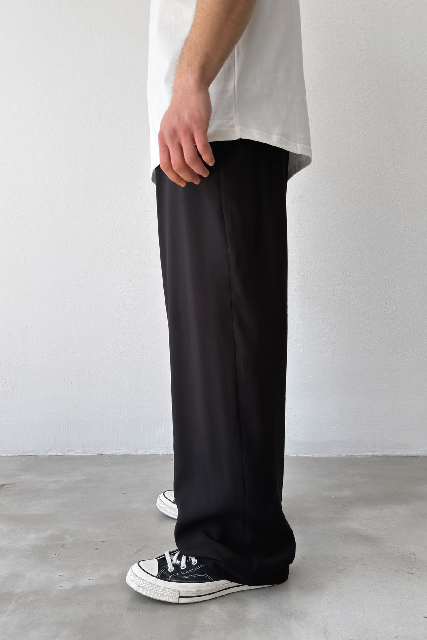 Relaxed Fit Baggy Pants with Elastic Waistband, Black
