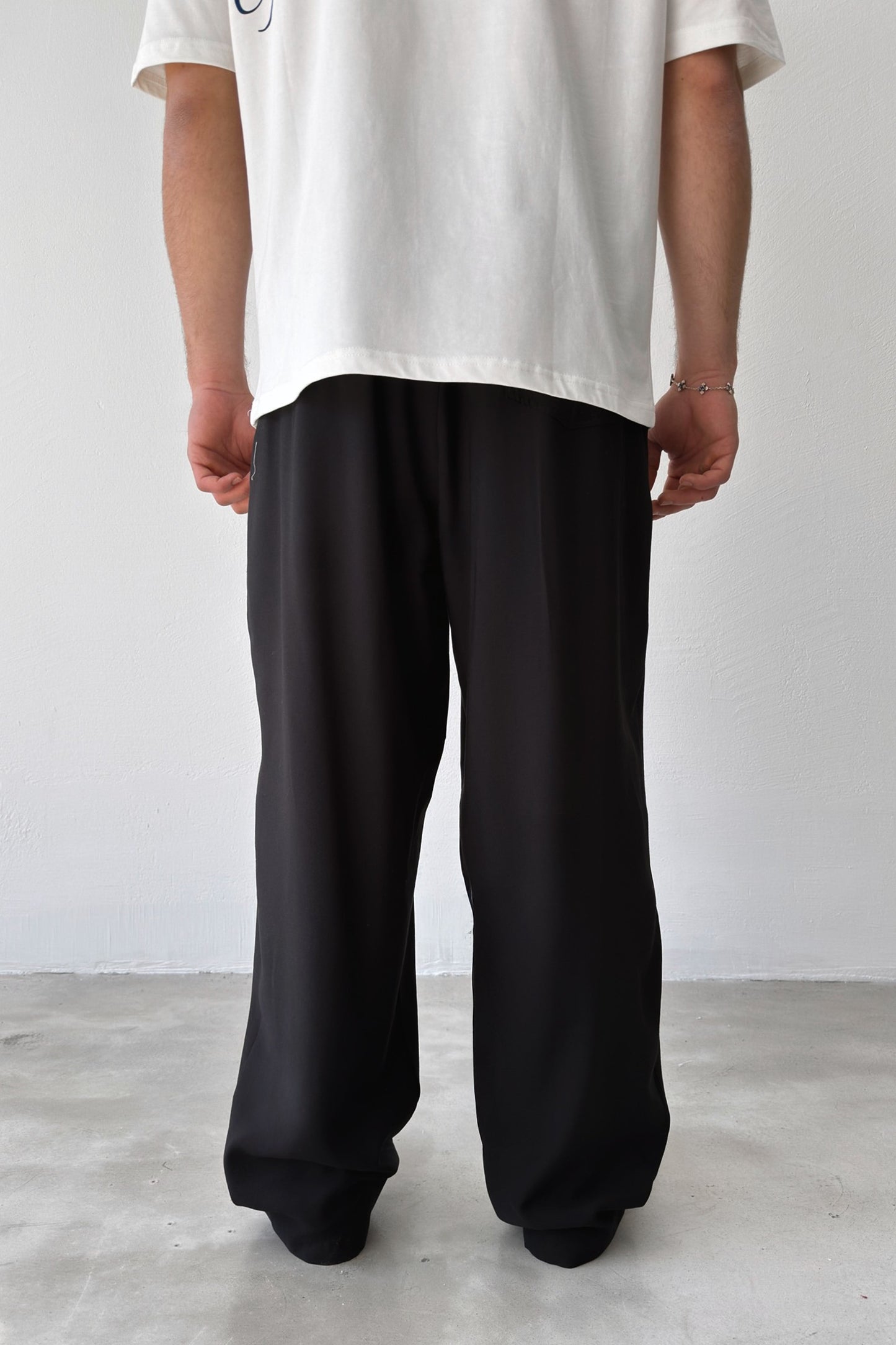 Relaxed Fit Baggy Pants with Elastic Waistband, Black