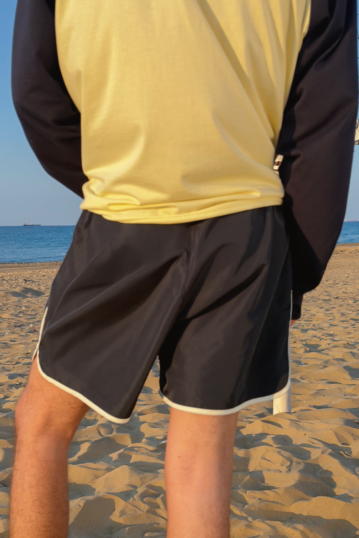 70's Retro Short
