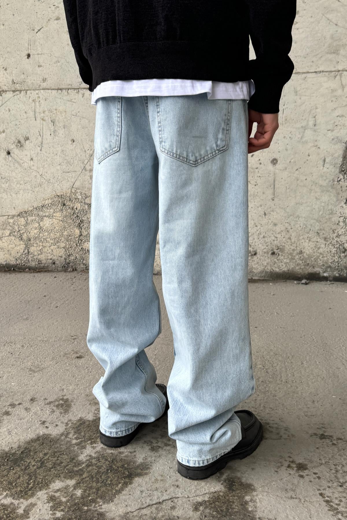 Fade Detail Baggy Jeans Ice Blue