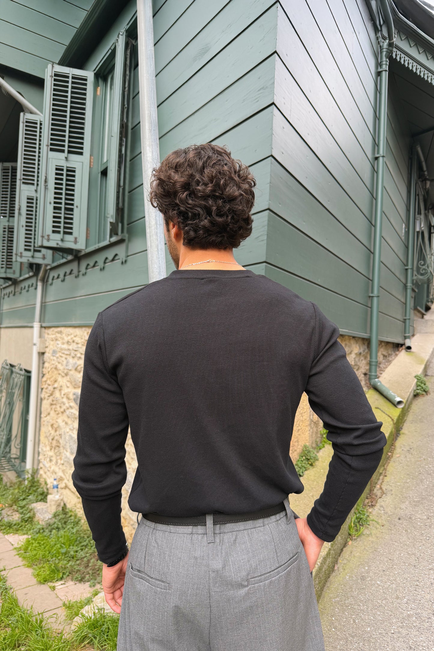 Long-sleeved button-down T-shirt