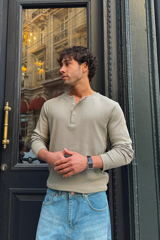 Long-sleeved button-down T-shirt