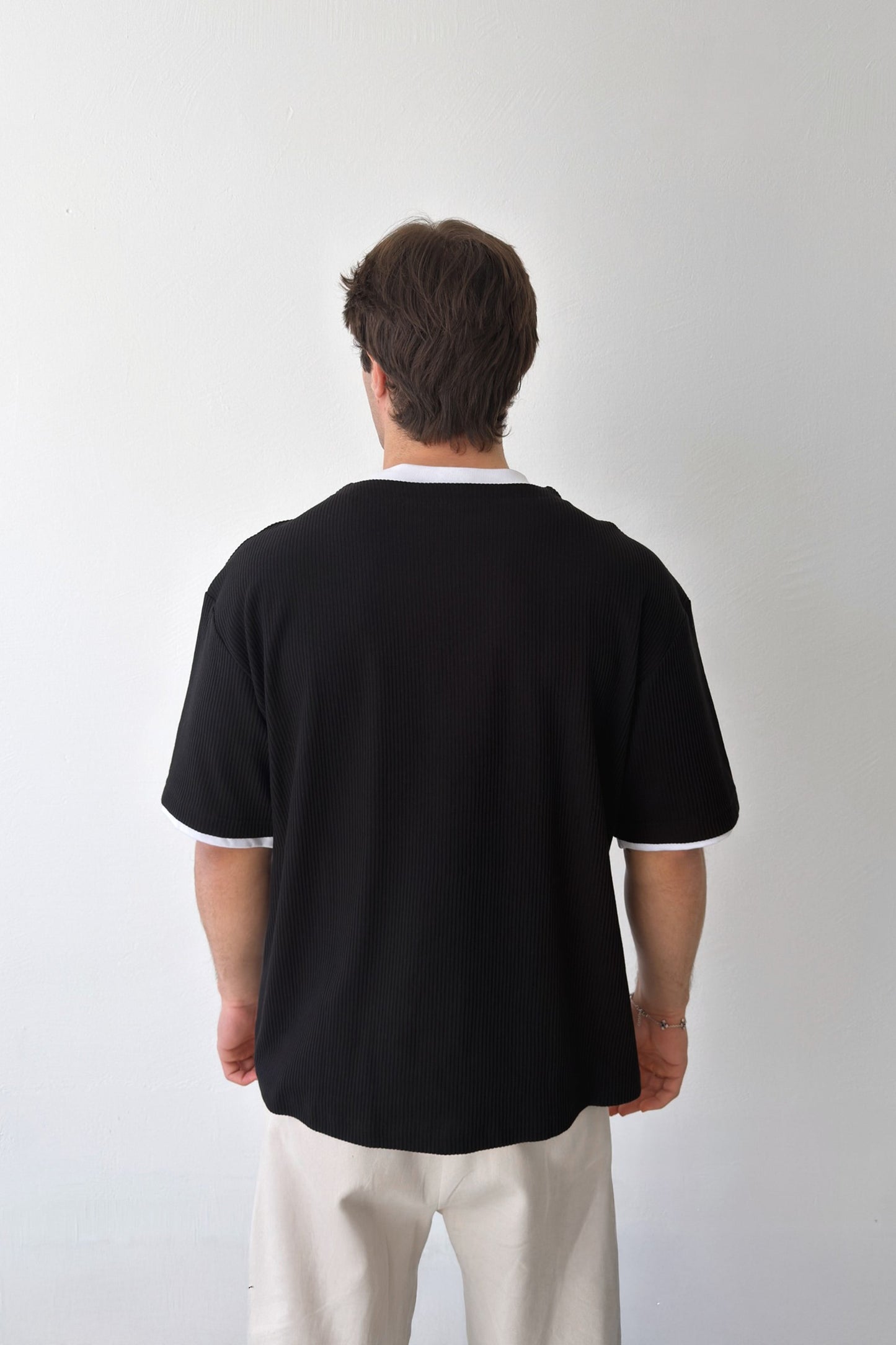 V-Neck Ribbed T-shirt