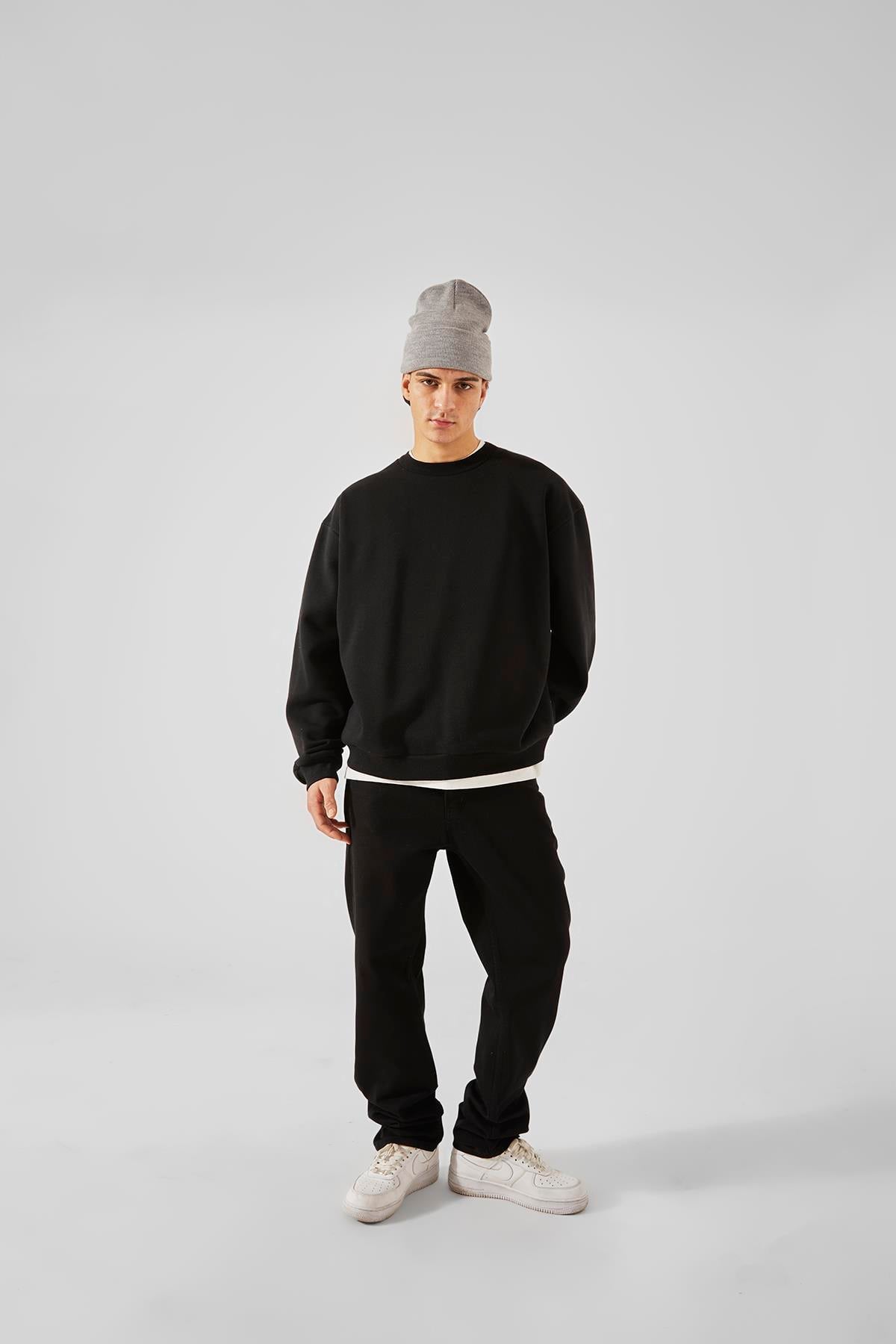 World Wide Embossed Print Black Oversize Sweatshirt