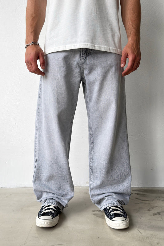 Washed Baggy Jeans