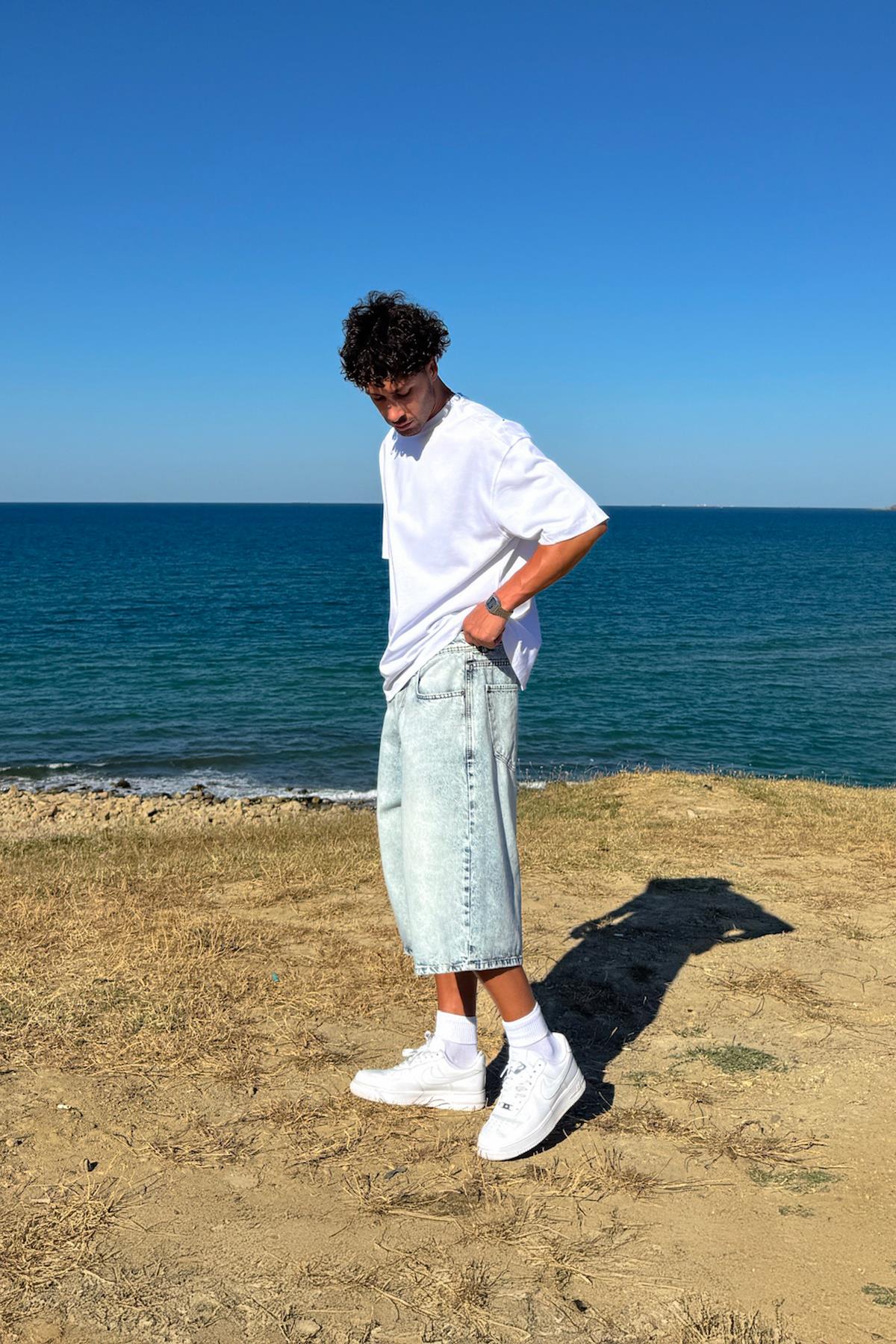 Washed Basic Denim Shorts Ice Blue